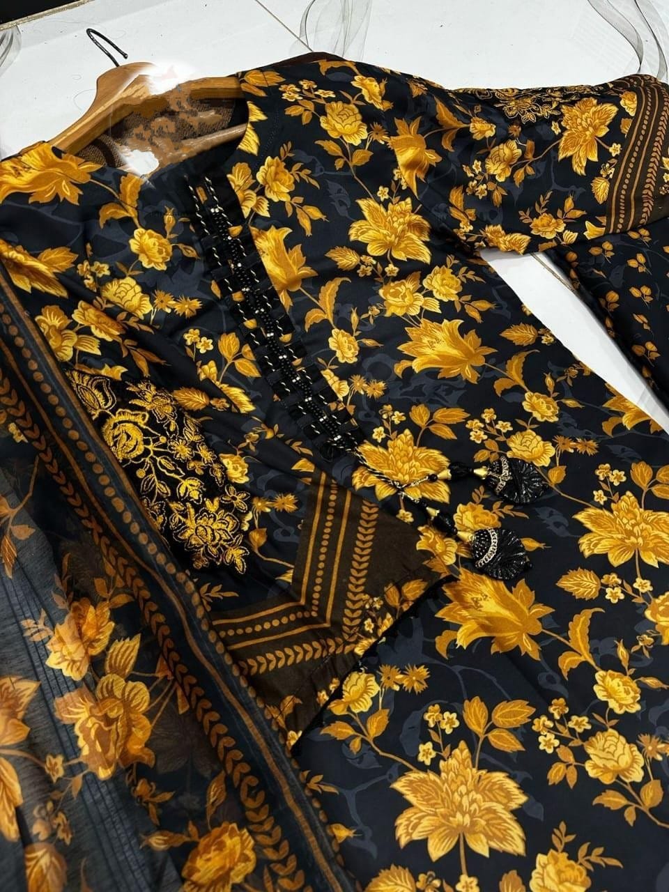 3 Pcs Women's Stitched Printed Suit 1 haseen.store