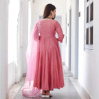 3 Pcs Women's Stitched Silk Embroidered Suit
2 haseen store