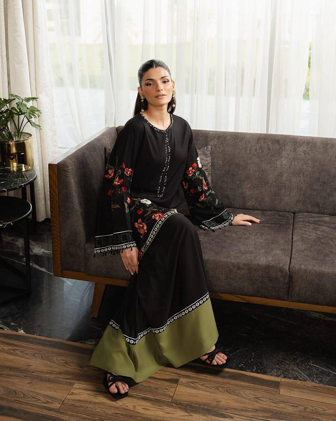 Stylish Printed Silk Suit - 3 Pcs Including Shirt, Trouser & Dupatta 1 haseen.stre